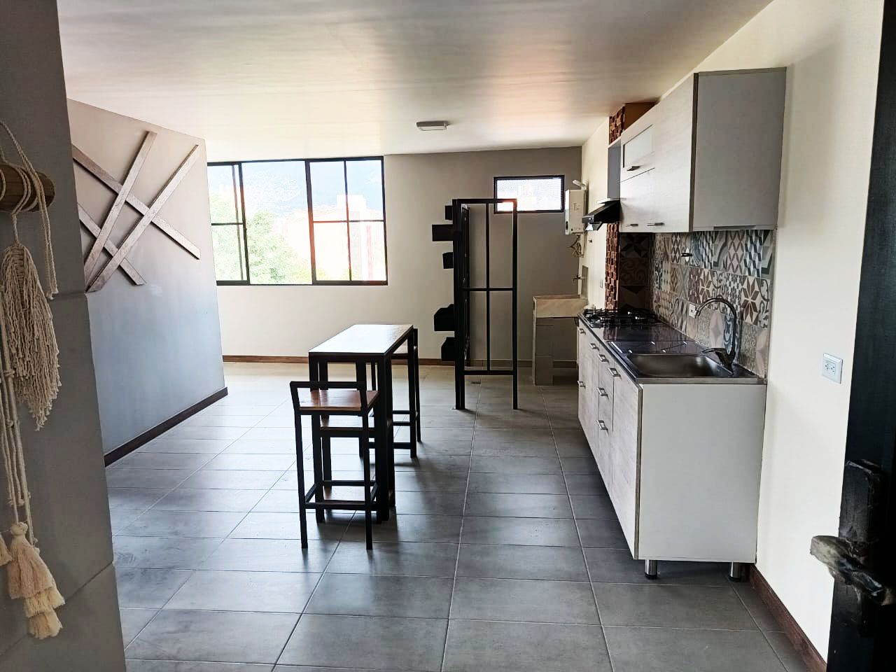 Apartamento en arriendo Antioquia Medellín Florida Nueva 60 m2 Habitaciones 2 Baños 0 Garajes 1 Precio $3300000