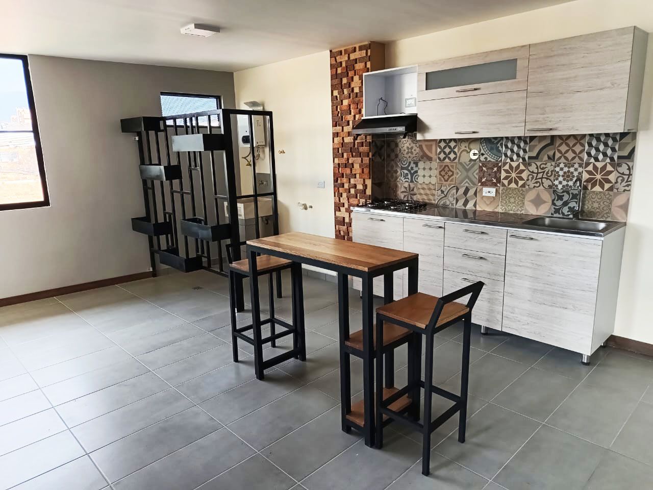 Apartamento en arriendo Antioquia Medellín Florida Nueva 60 m2 Habitaciones 2 Baños 0 Garajes 1 Precio $3300000