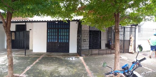 Casa en venta Cundinamarca Girardot Las Quintas 320 m2 Habitaciones 11 Baños 9 Garajes 0 Precio $400000000