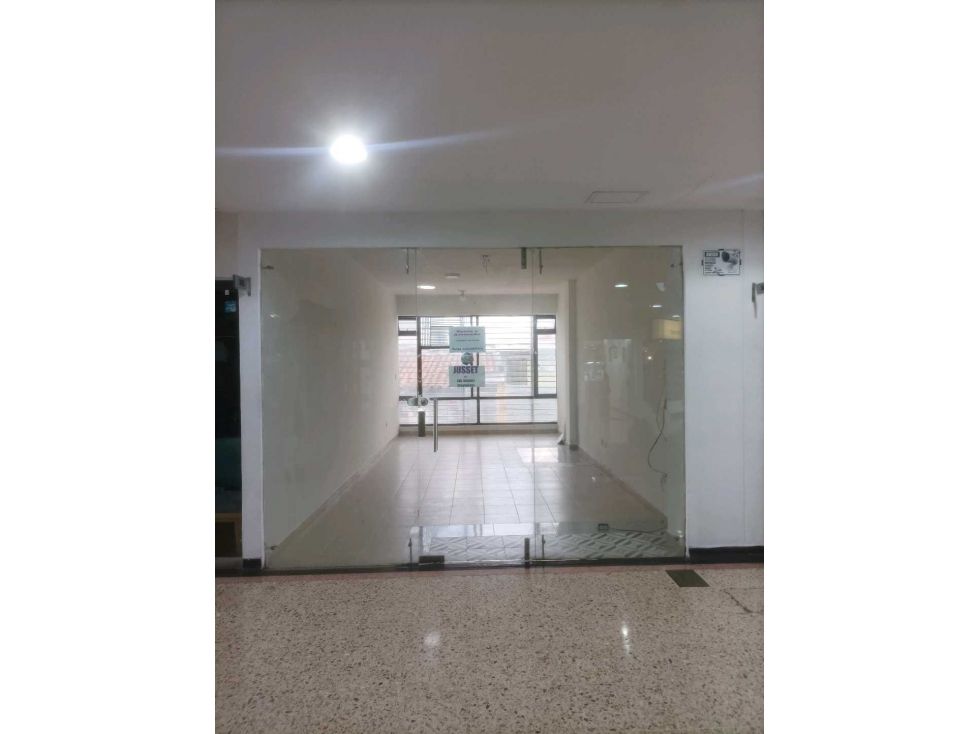 Local en venta Santander Bucaramanga Cabecera Del Llano 25 m2 Habitaciones 0 Baños 0 Garajes 0 Precio $250000000