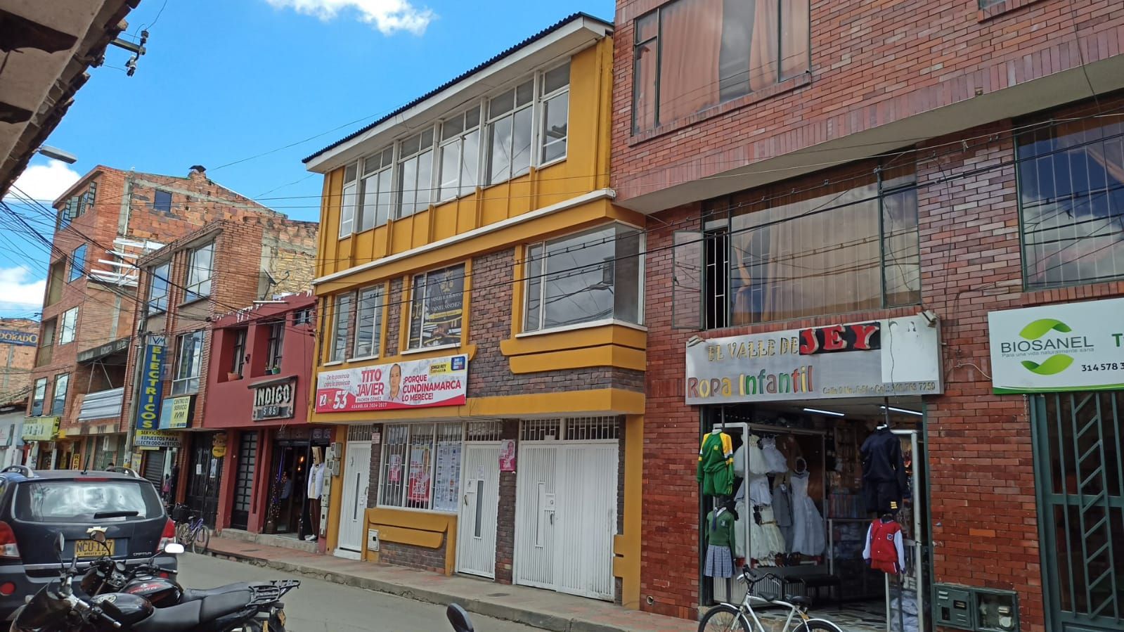 Casa en venta Cundinamarca Ubaté Juan Jose Neira 176 m2 Habitaciones 7 Baños 6 Garajes 1 Precio $1050000000