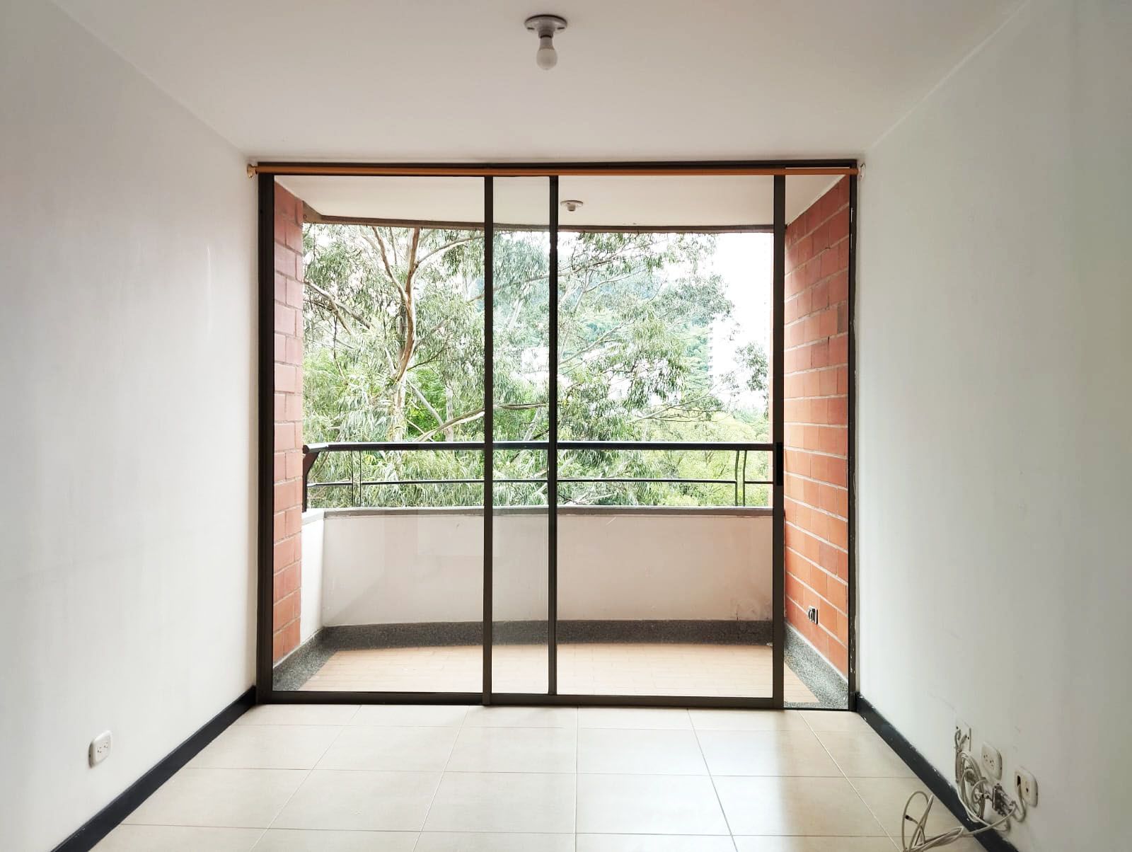 Apartamento en arriendo Antioquia Medellín El Poblado 60 m2 Habitaciones 2 Baños 2 Garajes 2 Precio $3000000