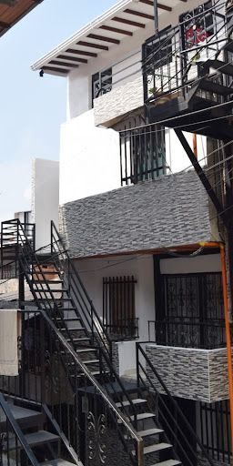 Edificio en venta Antioquia Medellín Villa Flora 240 m2 Habitaciones 4 Baños 6 Garajes 1 Precio $630000000