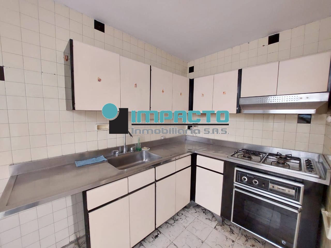 Casa en arriendo Antioquia Medellín Estadio 160 m2 Habitaciones 4 Baños 4 Garajes 2 Precio $8000000