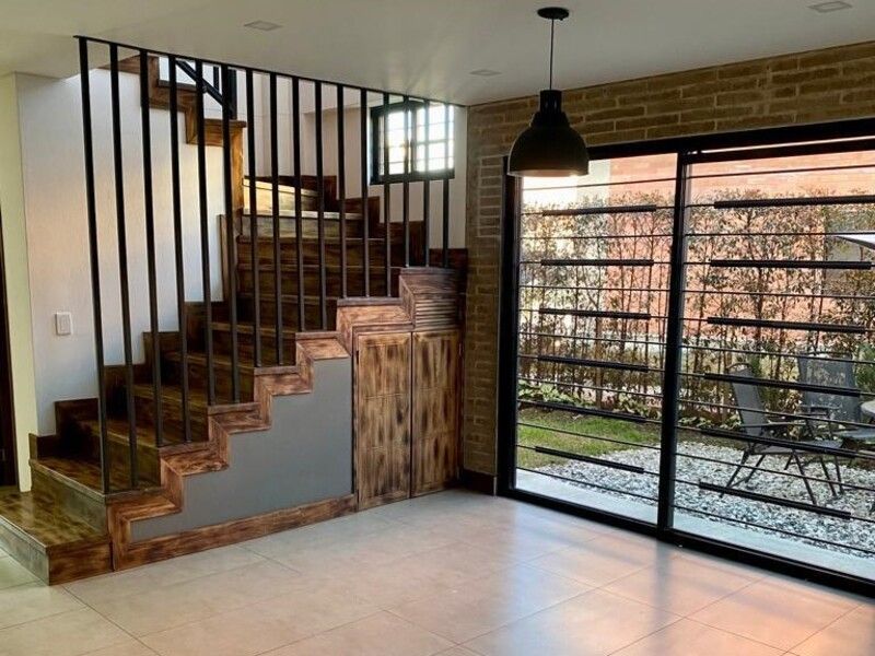 Casa en venta Antioquia Rionegro Gualanday 170 m2 Habitaciones 4 Baños 6 Garajes 2 Precio $960000000