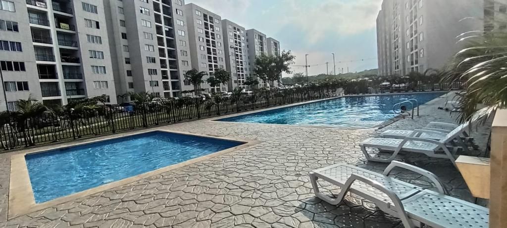 Apartamento en venta Valle Del Cauca Cali Sector Transito Municipal 56 m2 Habitaciones 3 Baños 0 Garajes 2 Precio $205000000