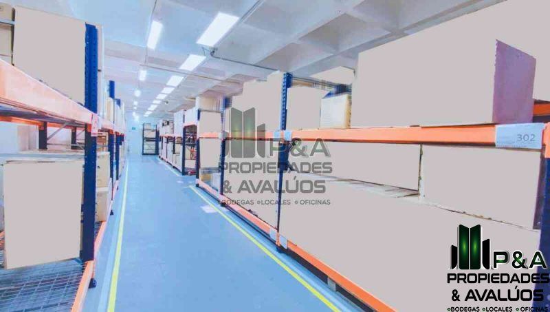 Bodega en arriendo Antioquia Medellín Villanueva 750 m2 Habitaciones 0 Baños 2 Garajes 0 Precio $23000000
