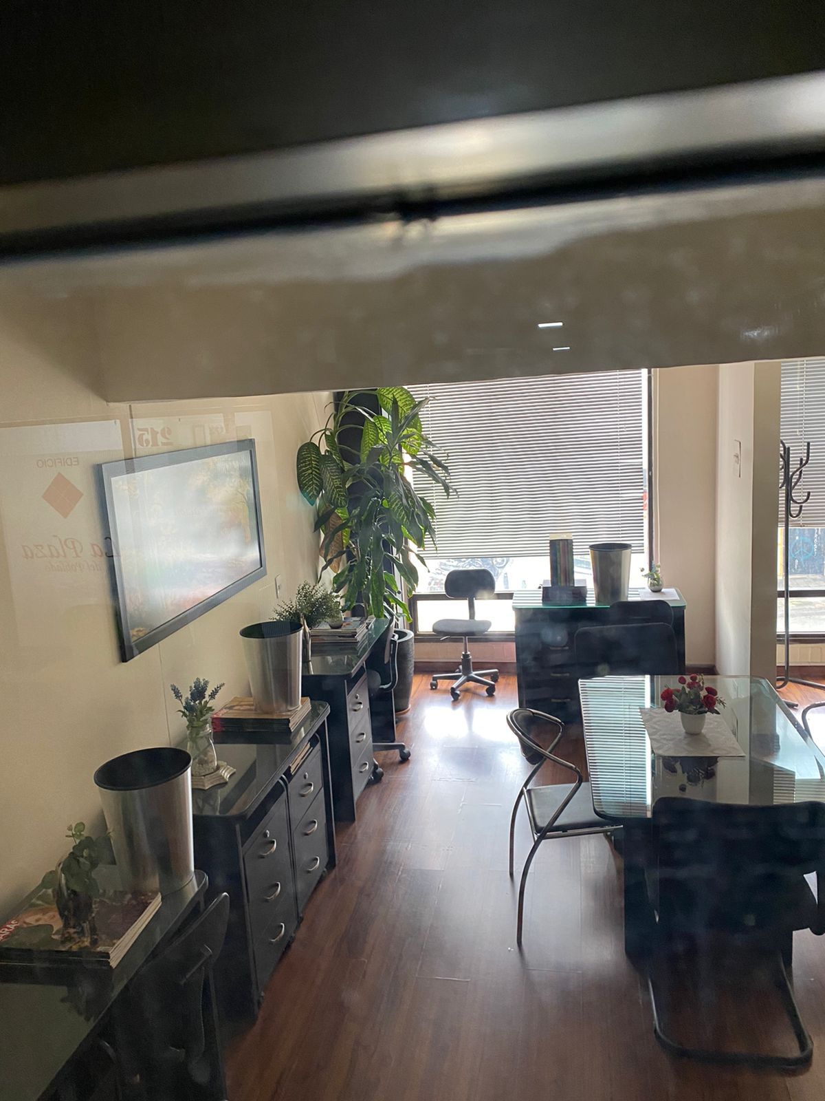 Oficina en venta Antioquia Medellín El Poblado 28 m2 Habitaciones 0 Baños 0 Garajes 2 Precio $320000000