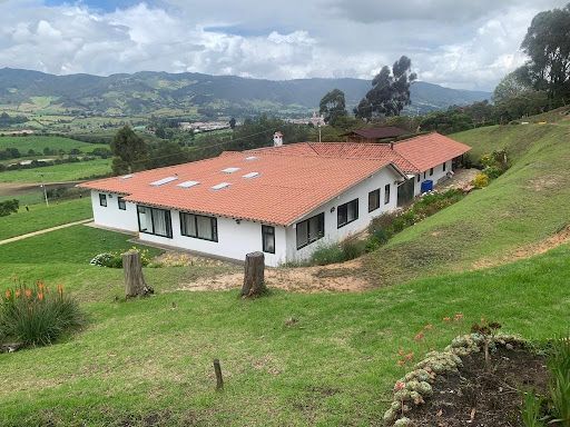 Finca en venta Cundinamarca Subachoque Subachoque 450 m2 Habitaciones 5 Baños 6 Garajes 18 Precio $2700000000