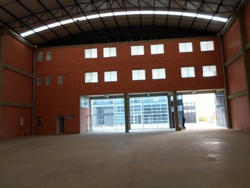 Bodega en arriendo Cundinamarca Mosquera Attalea Club Residencial 1033 m2 Habitaciones 0 Baños 6 Garajes 5 Precio $12400000