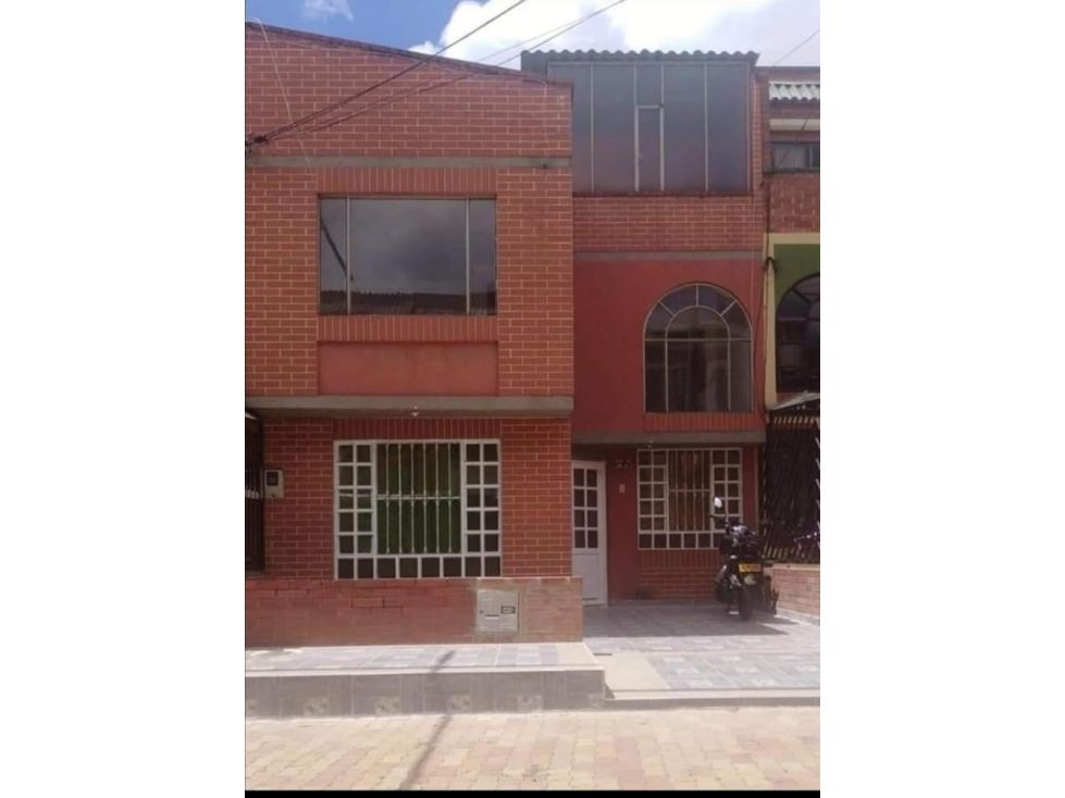 Casa en venta Cundinamarca Zipaquirá Zipaquira 140 m2 Habitaciones 5 Baños 3 Garajes 1 Precio $350000000