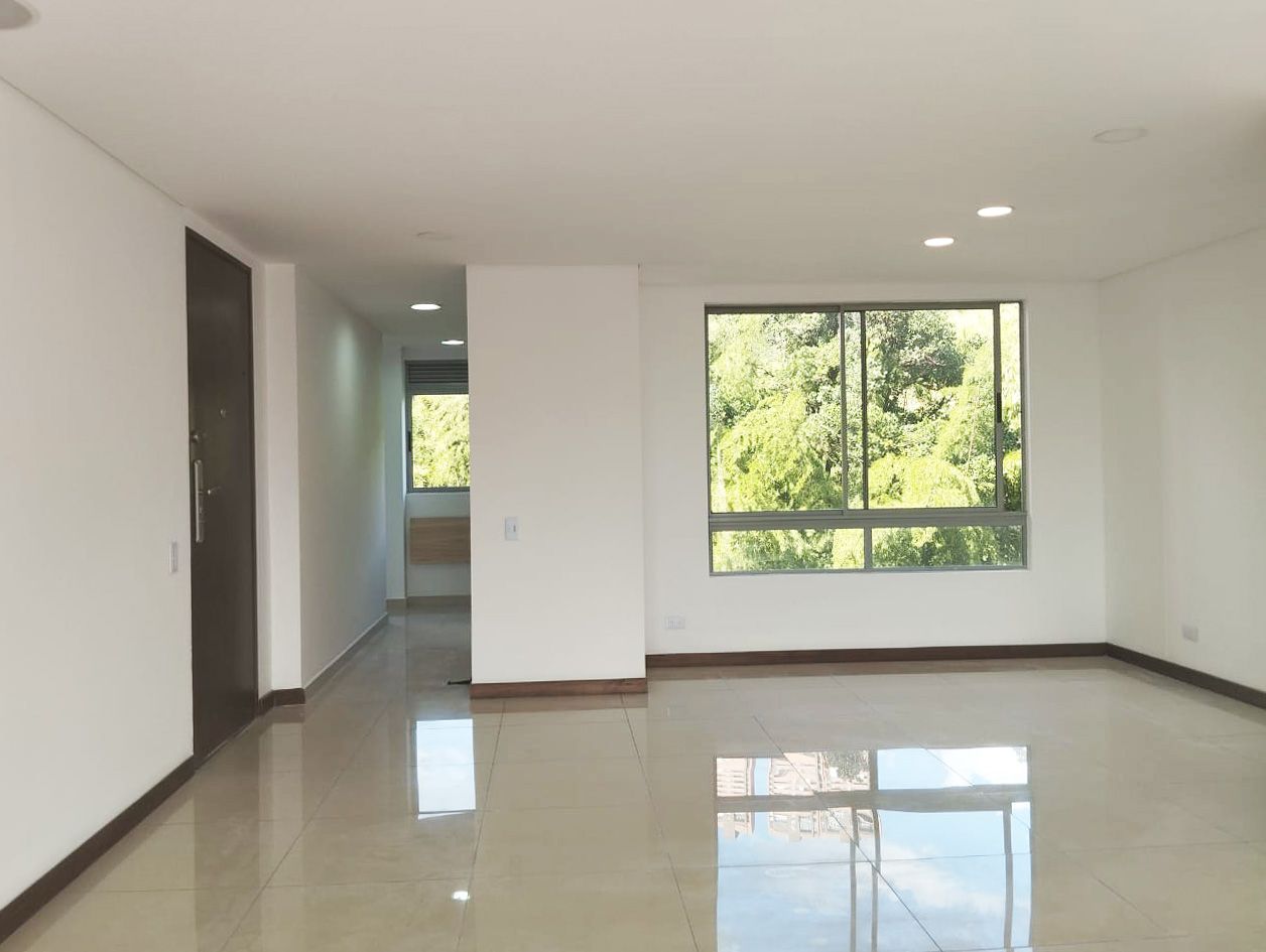 Apartamento en arriendo Antioquia Medellín Castropol 84 m2 Habitaciones 2 Baños 2 Garajes 2 Precio $4750000