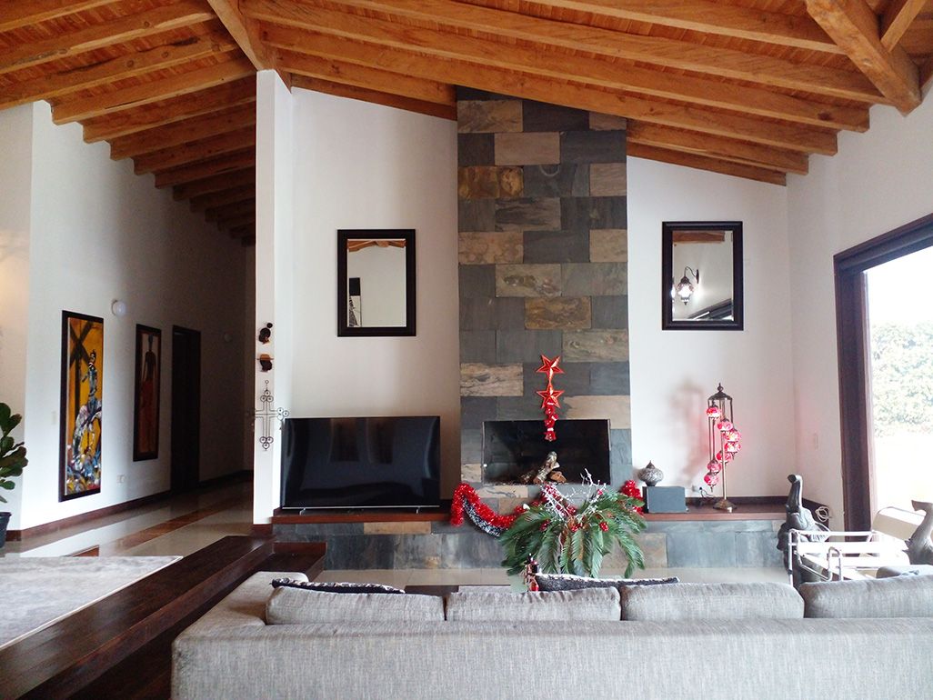 Casa en arriendo Antioquia Envigado Envigado 260 m2 Habitaciones 3 Baños 4 Garajes 12 Precio $14500000