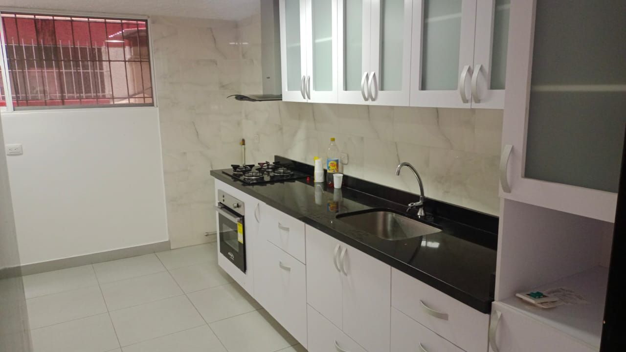 Apartamento en arriendo Valle Del Cauca Cali Los Portales - Nuevo Rey 96 m2 Habitaciones 2 Baños 2 Garajes 1 Precio $1400000