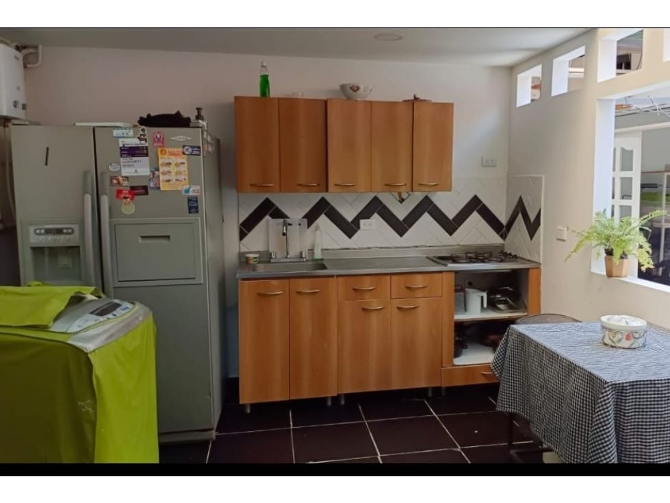 Apartaestudio en venta Antioquia Medellín San Joaquin 286 m2 Habitaciones 10 Baños 8 Garajes 0 Precio $2100000000