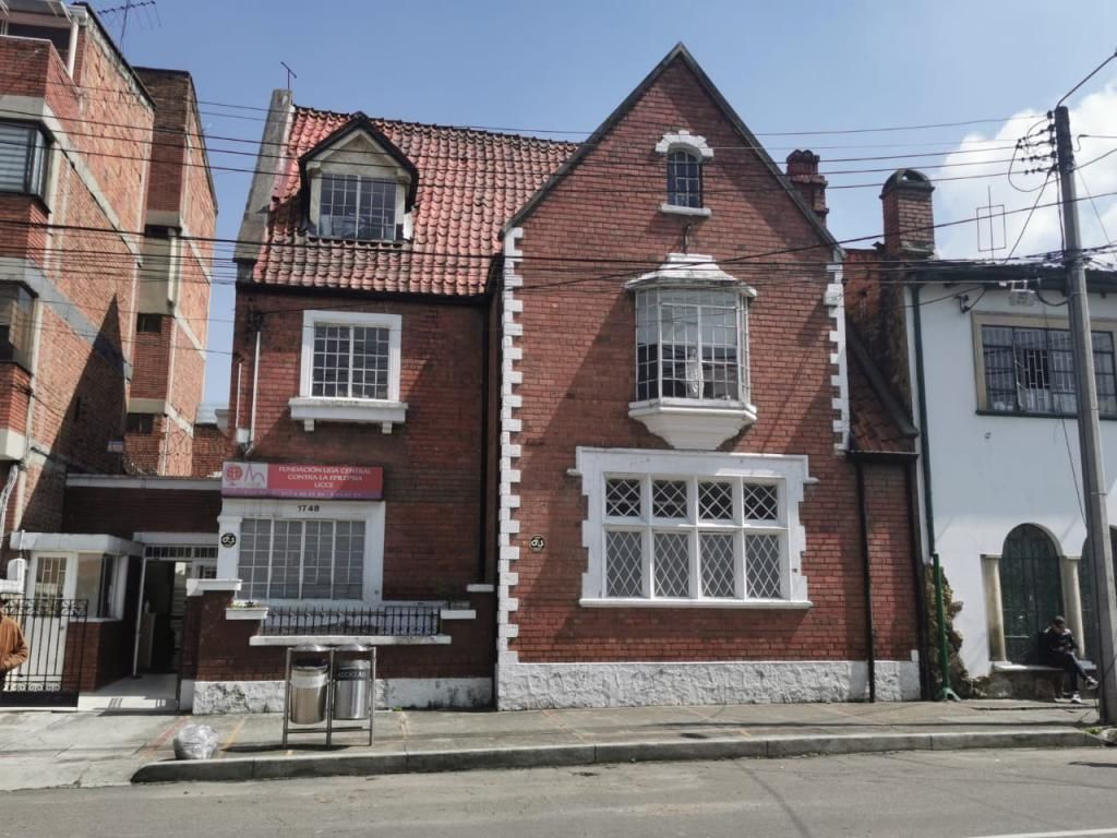 Casa en venta Cundinamarca Bogotá Teusaquillo 336 m2 Habitaciones 7 Baños 29 Garajes 1 Precio $2230000000