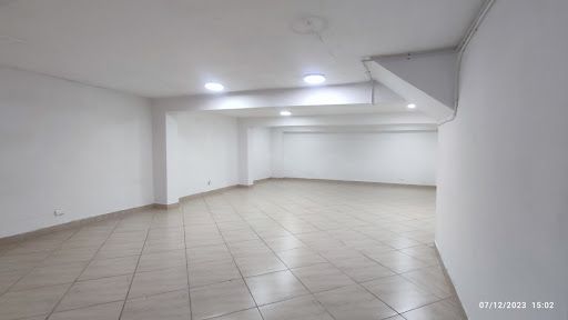 Local en arriendo Antioquia Medellín Castilla 100 m2 Habitaciones 0 Baños 0 Garajes 1 Precio $2400000