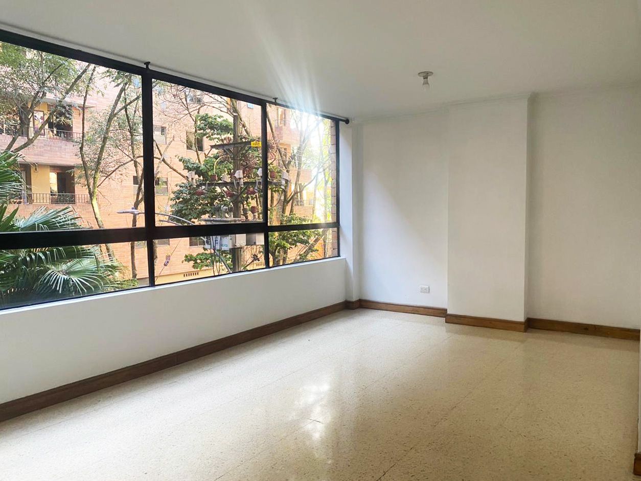 Apartamento en arriendo Antioquia Envigado Bosques De Zúñiga 120 m2 Habitaciones 3 Baños 4 Garajes 3 Precio $3650000