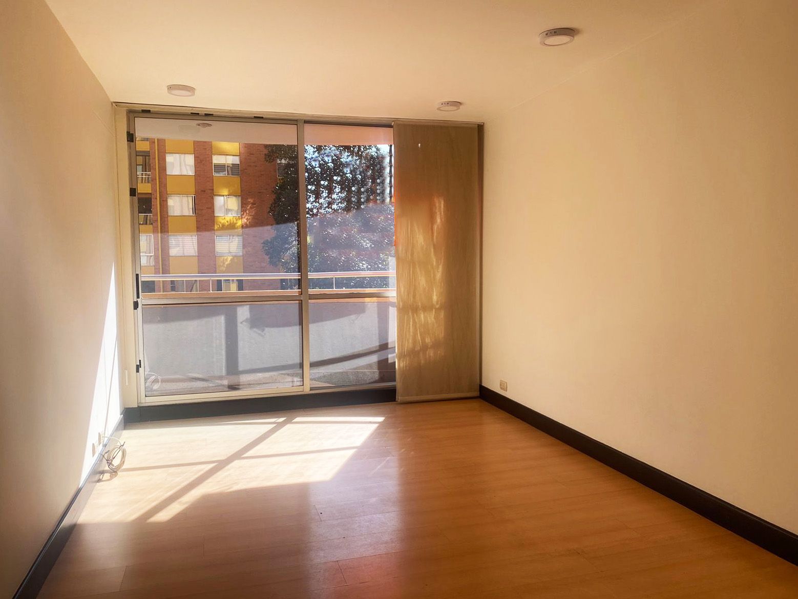 Apartamento en arriendo Antioquia Medellín La Aguacatala 47 m2 Habitaciones 1 Baños 0 Garajes 2 Precio $2950000