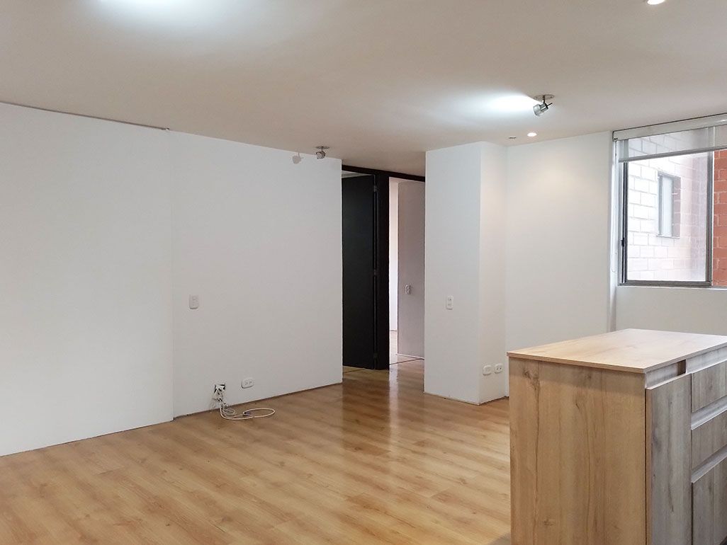 Apartamento en arriendo Antioquia Medellín Alejandria 98 m2 Habitaciones 3 Baños 2 Garajes 3 Precio $4500000