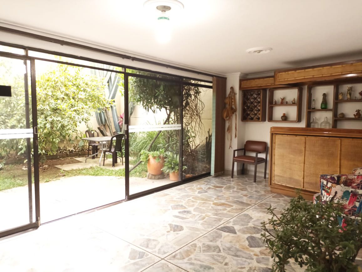 Casa en venta Antioquia Medellín La Palma 267 m2 Habitaciones 4 Baños 4 Garajes 4 Precio $1500000000