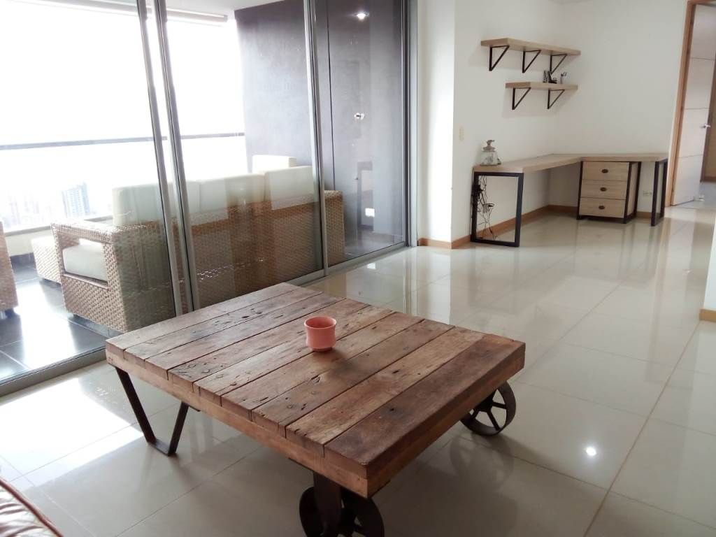 Apartamento en arriendo Antioquia Medellín El Tesoro 100 m2 Habitaciones 2 Baños 4 Garajes 3 Precio $7600000