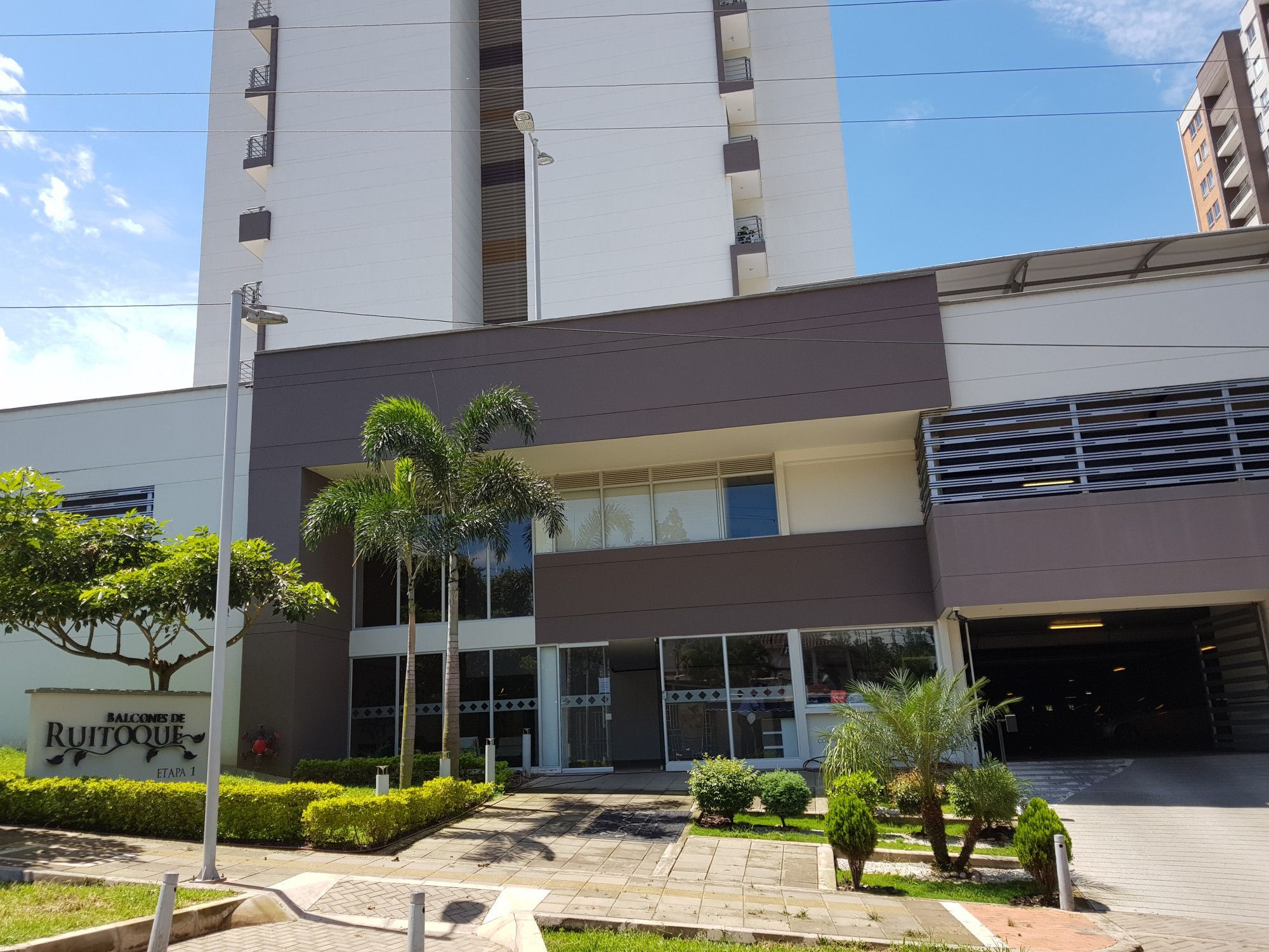 Apartamento en venta Santander Floridablanca Floridablanca 90 m2 Habitaciones 3 Baños 2 Garajes 2 Precio $350000000
