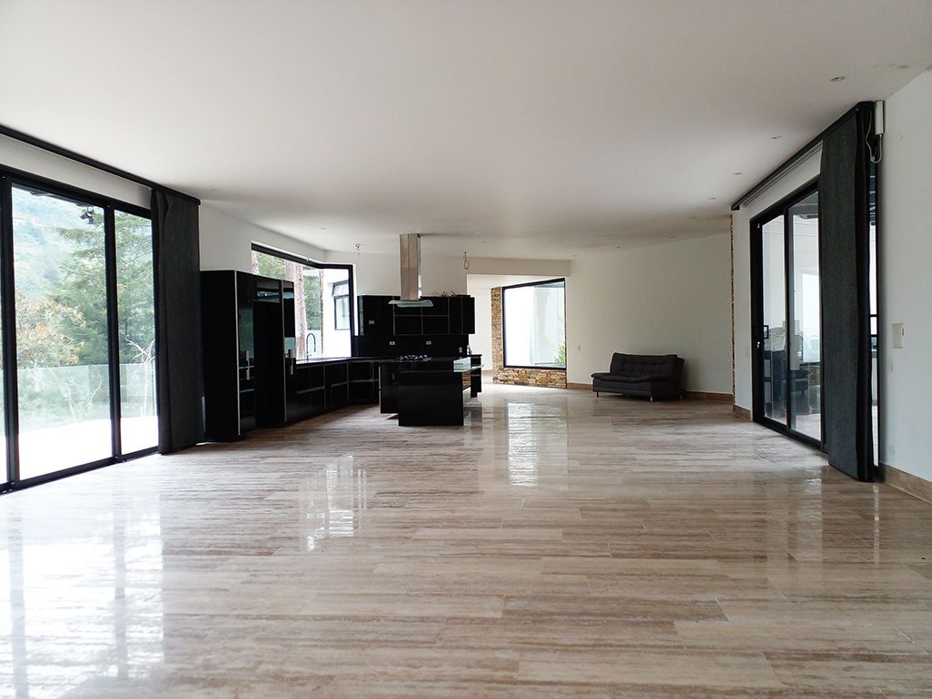 Casa en arriendo Antioquia El Retiro El Retiro 517 m2 Habitaciones 4 Baños 4 Garajes 7 Precio $15700000