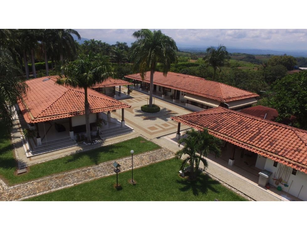 Casa Campestre en venta Risaralda Pereira Ur Altos De Llano Grande 1205 m2 Habitaciones 11 Baños 6 Garajes 15 Precio $6800000000