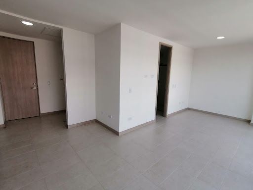 Oficina en arriendo Antioquia Medellín Los Pinos 32 m2 Habitaciones 0 Baños 1 Garajes 0 Precio $2724000
