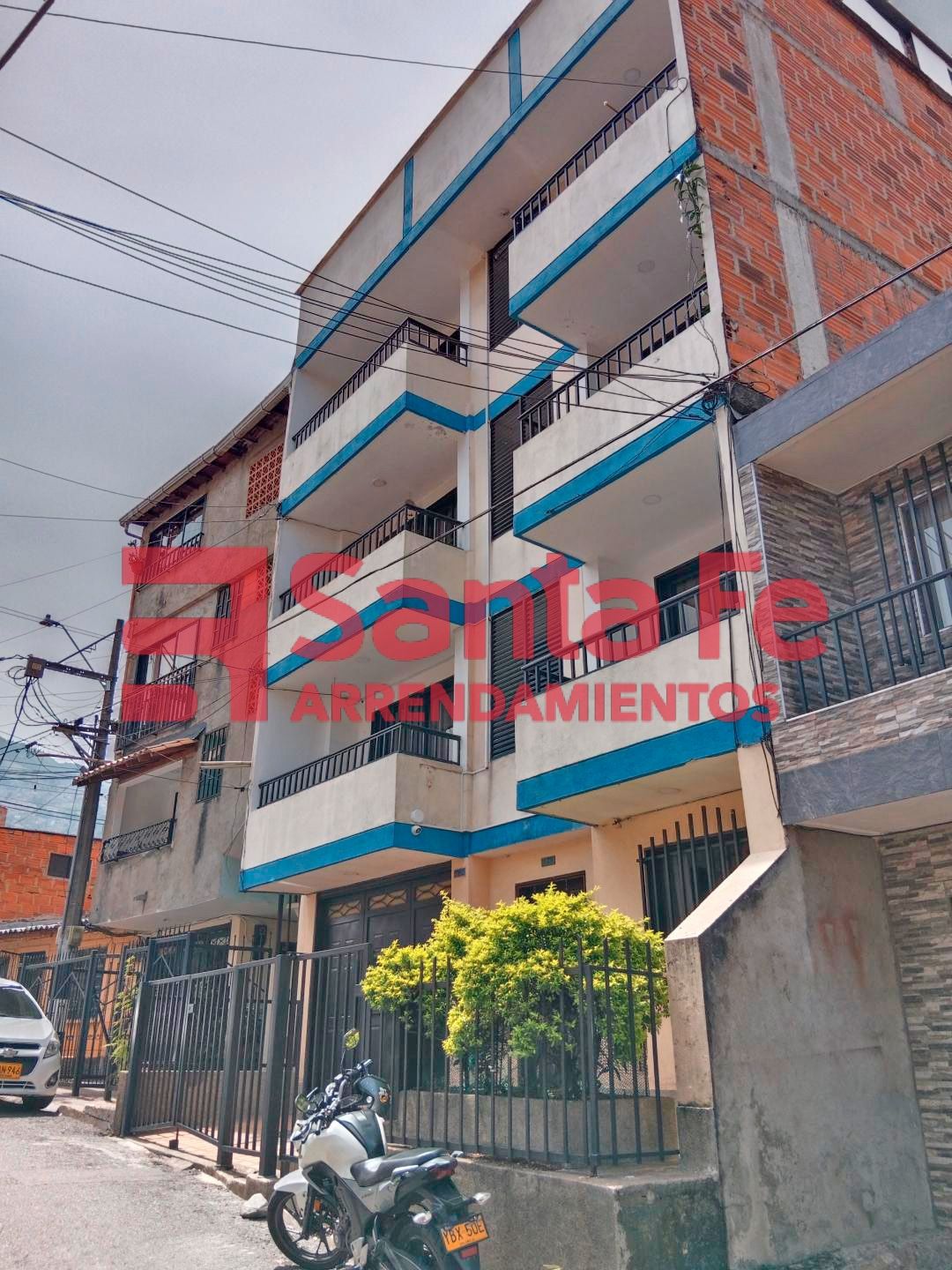 Local en arriendo Antioquia Medellín La Rosa 110 m2 Habitaciones 0 Baños 2 Garajes 1 Precio $2500000