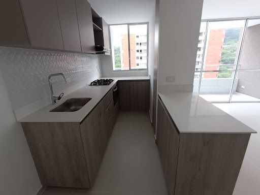 Apartamento en arriendo Antioquia Medellín Los Colores 80 m2 Habitaciones 3 Baños 2 Garajes 2 Precio $3500000