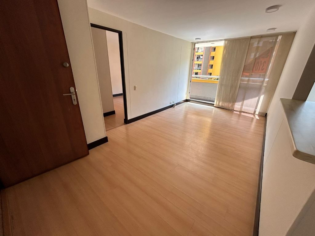 Apartamento en arriendo Antioquia Medellín El Castillo 47 m2 Habitaciones 1 Baños 0 Garajes 2 Precio $3100000