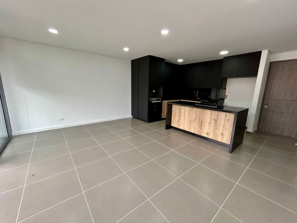 Apartamento en arriendo Antioquia Envigado La Inmaculada 160 m2 Habitaciones 3 Baños 8 Garajes 3 Precio $8800000