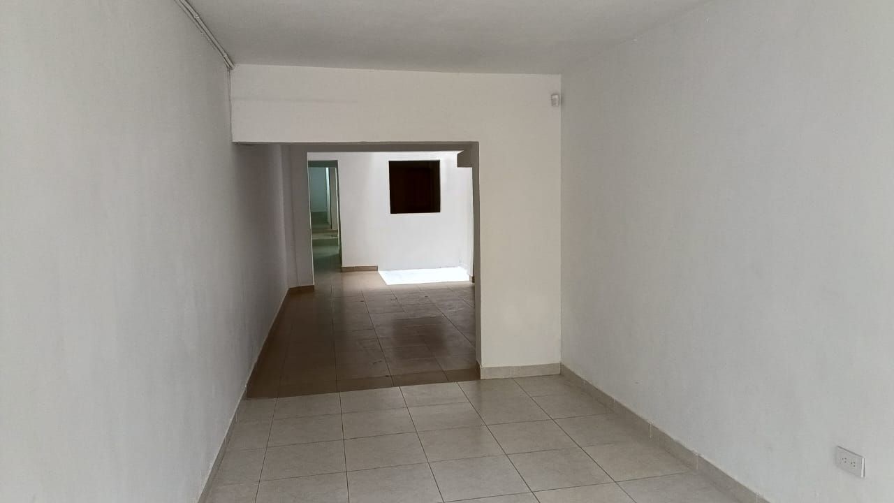 Oficina en arriendo Antioquia Medellín Laureles 85 m2 Habitaciones 0 Baños 0 Garajes 1 Precio $2600000