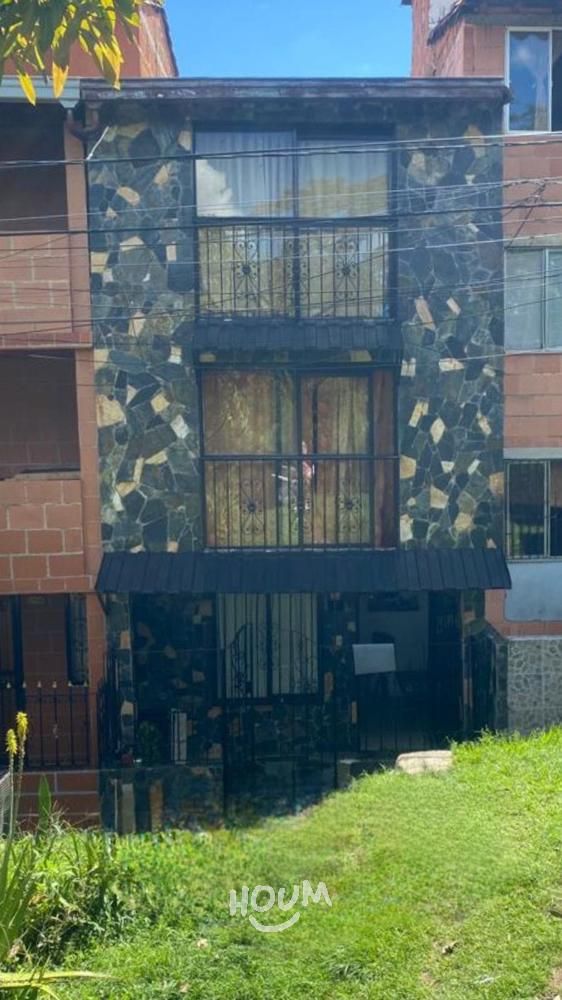 Casa en venta Antioquia Bello Urbanización El Trebol 63 m2 Habitaciones 4 Baños 2 Garajes 0 Precio $250000000