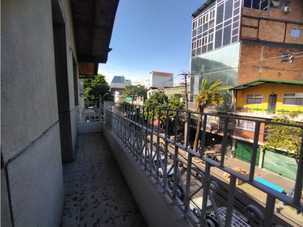 Casa en venta Antioquia Medellín San Benito 134 m2 Habitaciones 4 Baños 2 Garajes 1 Precio $390000000