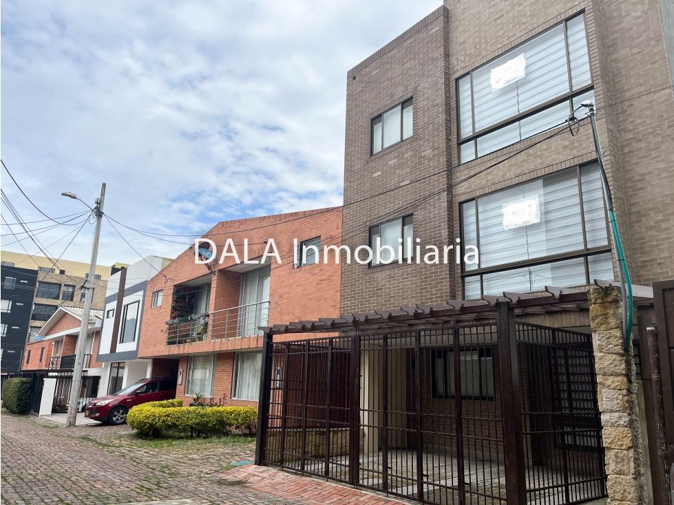 Casa en venta Cundinamarca Chía Bachue 205 m2 Habitaciones 6 Baños 6 Garajes 2 Precio $899900000