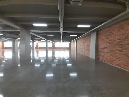Local en arriendo Antioquia Medellín Shellmar 195 m2 Habitaciones 0 Baños 2 Garajes 3 Precio $16003800