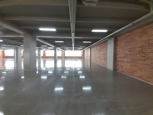 Local en arriendo Antioquia Medellín Shellmar 195 m2 Habitaciones 0 Baños 2 Garajes 3 Precio $12938700