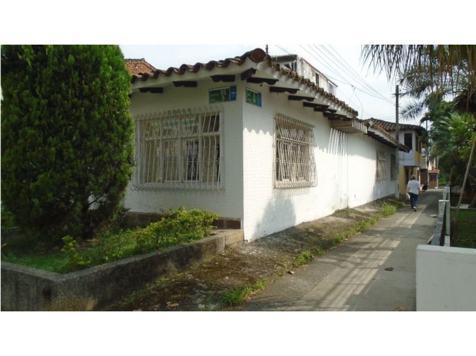 Casa en venta Valle Del Cauca Cali Mayapan Las Vegas 200 m2 Habitaciones 6 Baños 4 Garajes 1 Precio $636000000