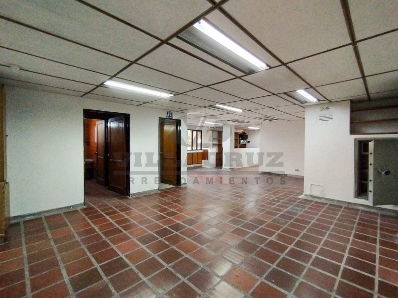 Local en arriendo Antioquia Medellín Colon 200 m2 Habitaciones 0 Baños 3 Garajes 0 Precio $4800000