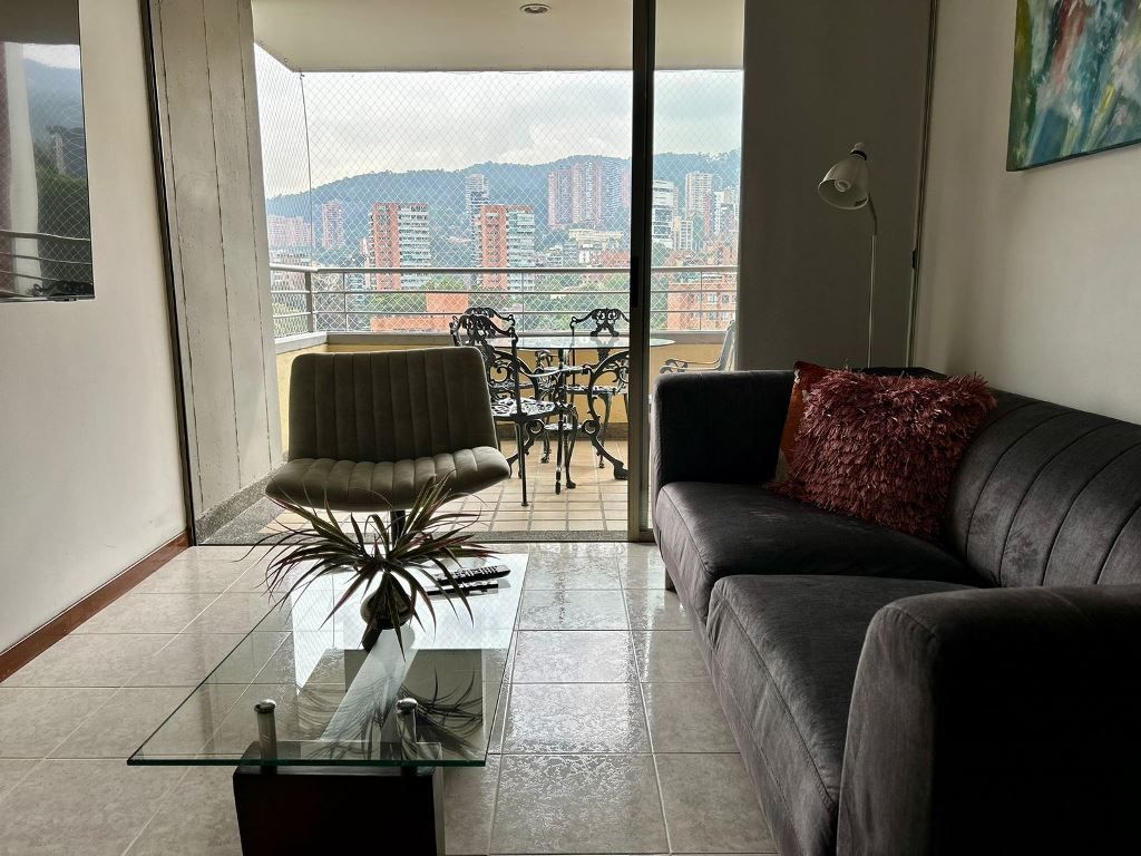 Apartamento en arriendo Antioquia Medellín La Florida 76 m2 Habitaciones 2 Baños 2 Garajes 2 Precio $6200000