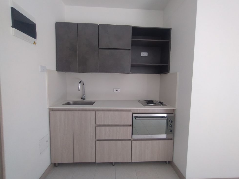 Oficina en arriendo Antioquia Medellín El Velodromo 32 m2 Habitaciones 0 Baños 0 Garajes 1 Precio $2300000