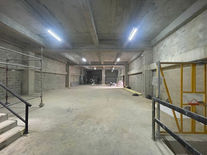 Bodega en arriendo Antioquia Caldas Caldas 1000 m2 Habitaciones 0 Baños 4 Garajes 1 Precio $27000000