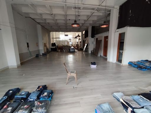 Bodega en arriendo Antioquia Medellín Tenche 750 m2 Habitaciones 0 Baños 4 Garajes 4 Precio $26000000