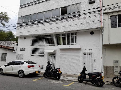 Bodega en arriendo Antioquia Medellín La America 515 m2 Habitaciones 0 Baños 4 Garajes 2 Precio $25000000