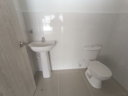 Local en arriendo Antioquia Bello Zona Comercial Puerta Del Norte 1 Y 2 68 m2 Habitaciones 0 Baños 0 Garajes 2 Precio $8348550