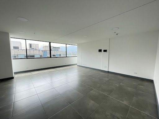 Oficina en arriendo Antioquia Envigado Bosques De Zúñiga 77 m2 Habitaciones 0 Baños 1 Garajes 1 Precio $7948675