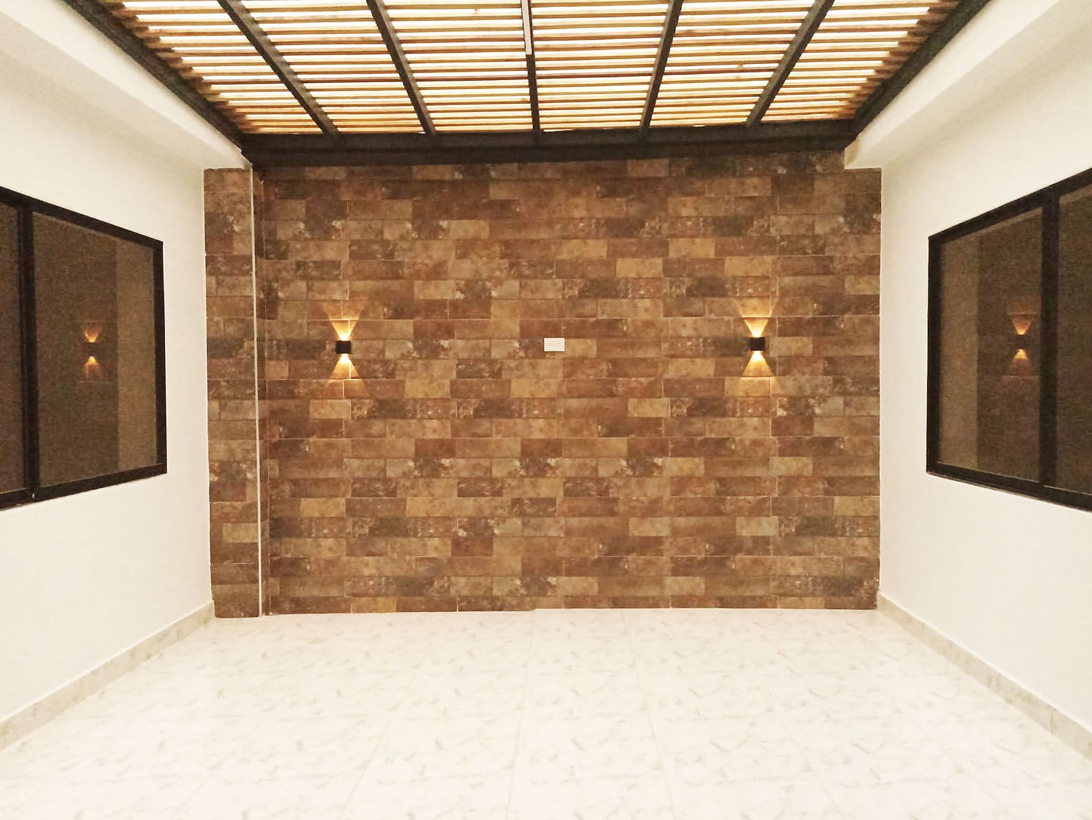 Oficina en arriendo Antioquia Medellín Cristo Rey 150 m2 Habitaciones 0 Baños 2 Garajes 1 Precio $3900000